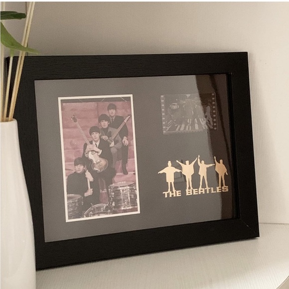 The Beatles Memorabilia 35 mm camera film - Picture 3 of 8